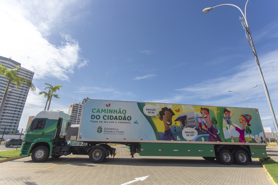 Caminhão do Cidadão atende municípios do Cariri nesta semana