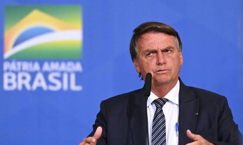 Petrobras prepara novo aumento no preço dos combustíveis, diz Bolsonaro
