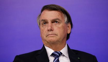 Bolsonaro empodera AGU para agilizar “pacote social”