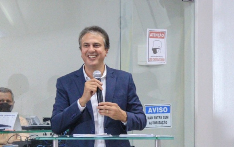 Câmara de Juazeiro do Norte concederá título de cidadania ao ex-governador Camilo Santana na próxima quarta (15)
