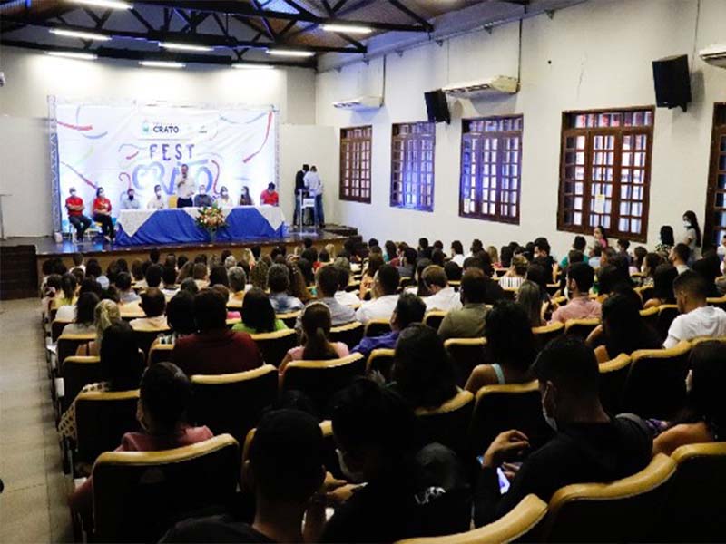 Prefeitura do Crato empossa novos servidores aprovados no concurso de 2021