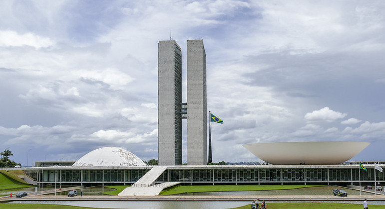 Líderes do governo gastaram quase R$ 1,5 bilhão do orçamento secreto em 2020 e 2021