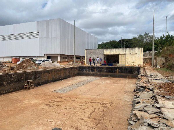 Juazeiro do Norte: obra da piscina olímpica do Parque dos Timbaúbas é retomada após quase dez anos
