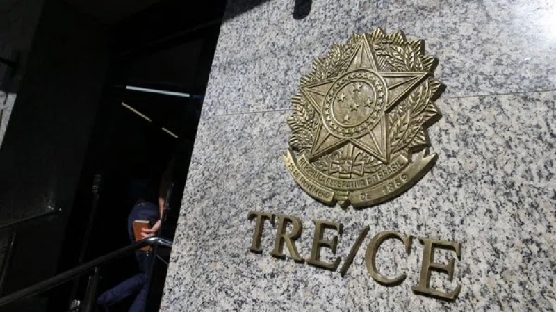 TRE-CE recebe os primeiros pedidos de registro de candidaturas para as eleições de 2022