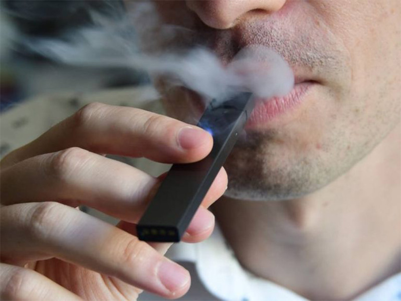 Anvisa mantém proibição do cigarro eletrônico e defende fiscalização do comércio ilegal