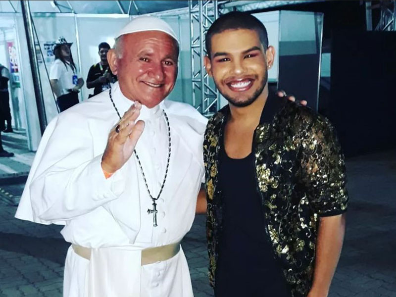 Sósia do Papa João Paulo II faz sucesso na Expocrato