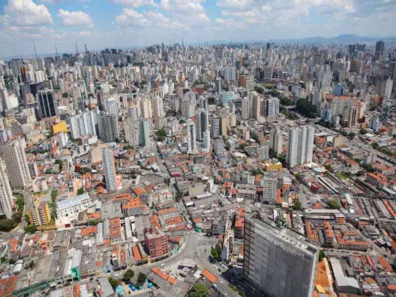 Revogado decreto que regulamenta profissão de corretor de imóveis