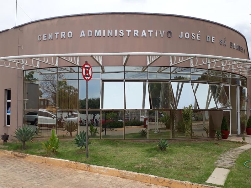 Prefeitura de Barbalha divulga edital de convocação para os cargos de vigia, motorista, cozinheiro e professores