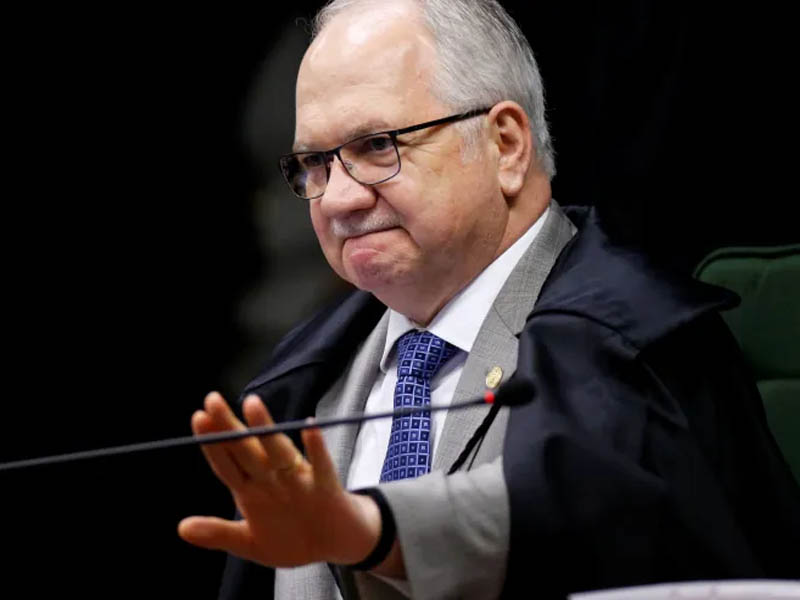 Ministro do TCU entrega a Fachin lista com quase sete mil nomes com contas julgadas irregulares
