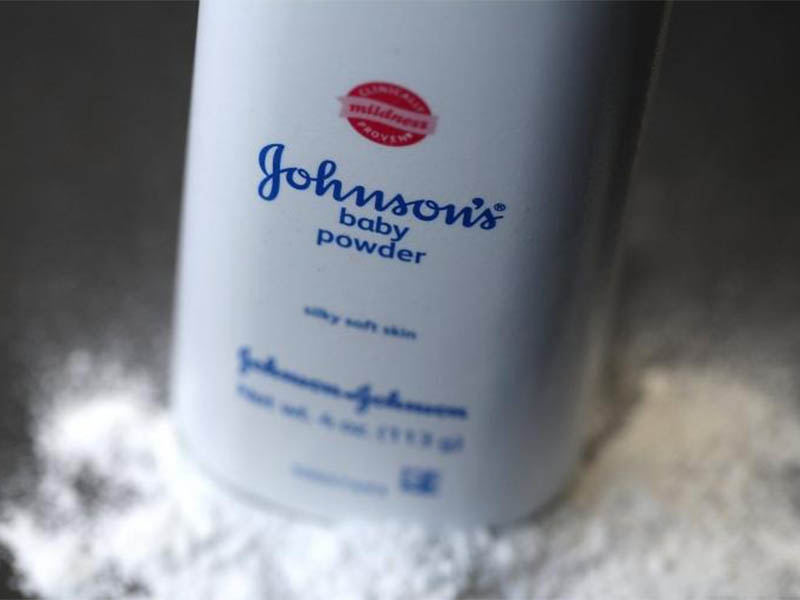 Johnson & Johnson suspende venda de talco para bebês a partir de 2023