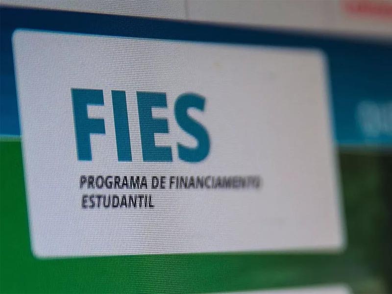 Fies começa a convocar pré-selecionados da lista de espera