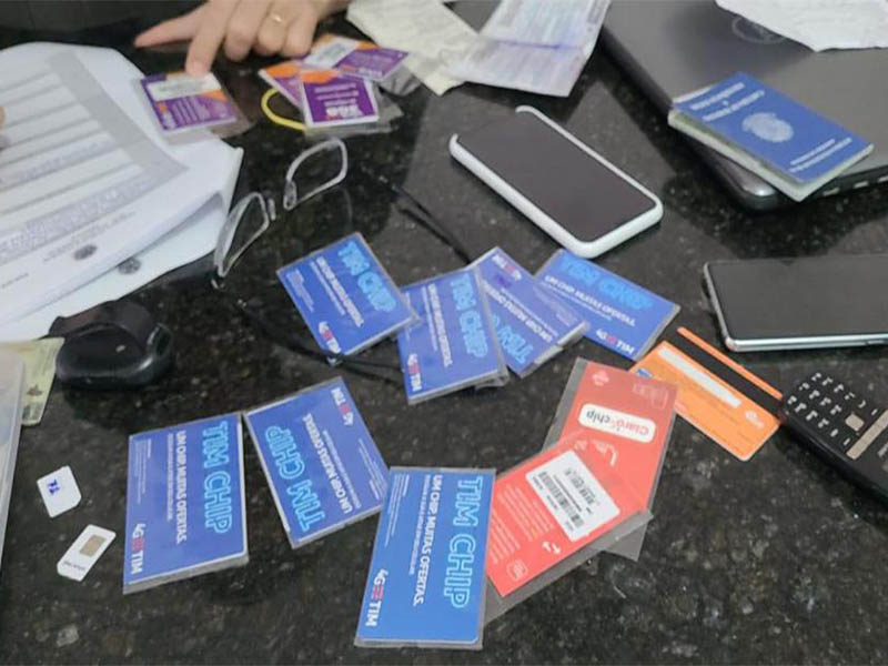 PF prende suspeitos de desviar R$ 4 milhões de clientes em bancos no Ceará
