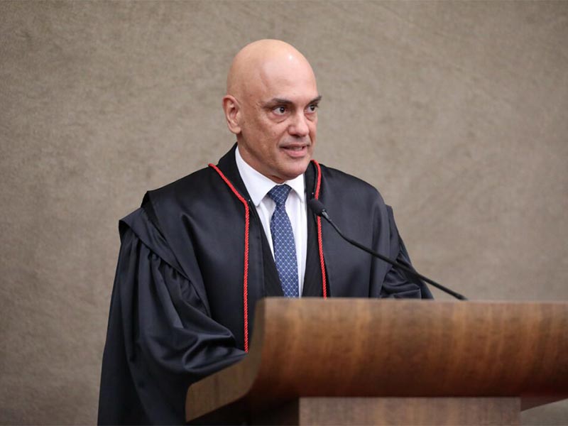Moraes debate porte de armas nas eleições e decide criar núcleo de inteligência