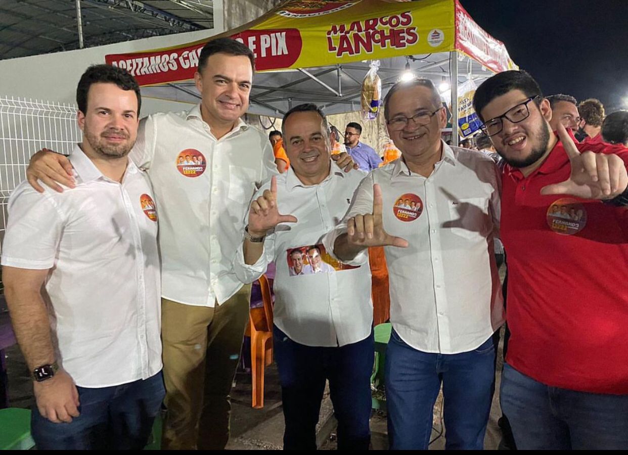 Guilherme e Zé Ailton participam da inauguração do comitê de Elmano, em Fortaleza