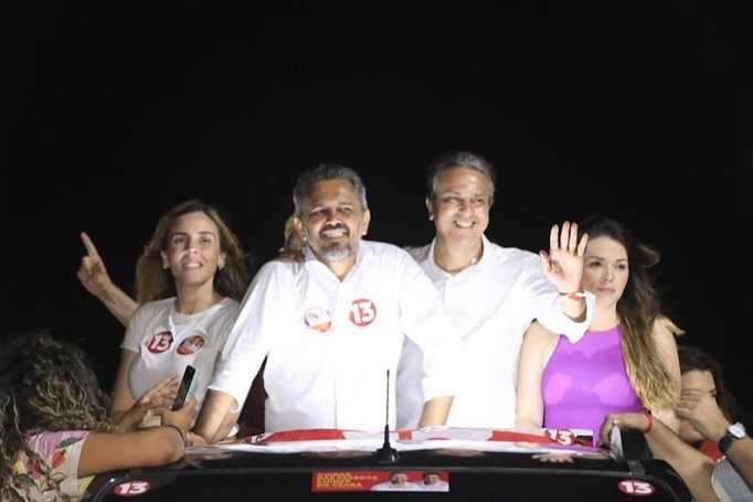Elmano e Camilo promovem carreata no Crajubar na sexta-feira (2)