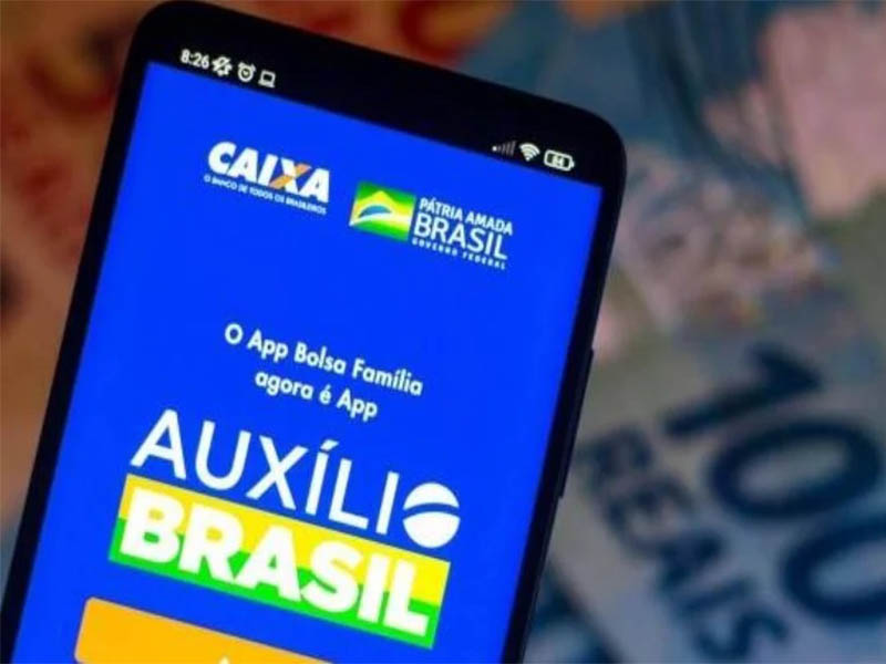 Sancionada lei que libera consignado para o Auxílio Brasil