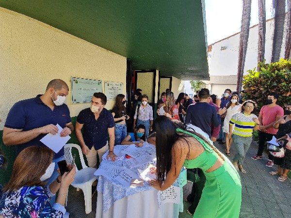 Prefeitura do Crato convoca mais 109 aprovados em concurso público para 28 cargos