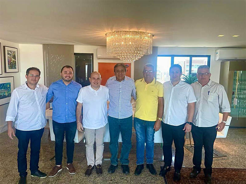 “Blocão” de vereadores do Crato declara apoio a Roberto Cláudio para o Governo do Estado