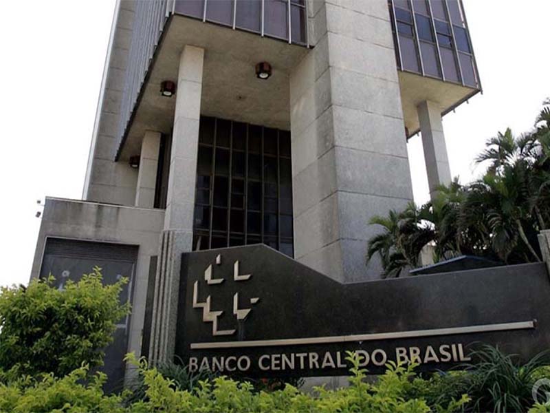 Mercado financeiro reduz projeção da inflação de 6,61% para 6,4%