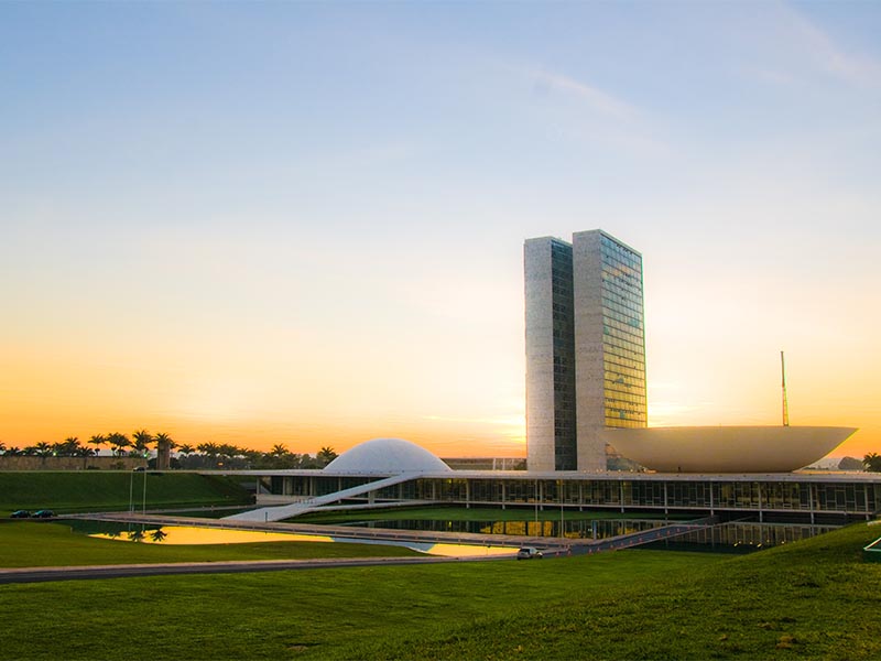 Partidos esperam aumentar bancadas no Congresso em até 237% após eleições