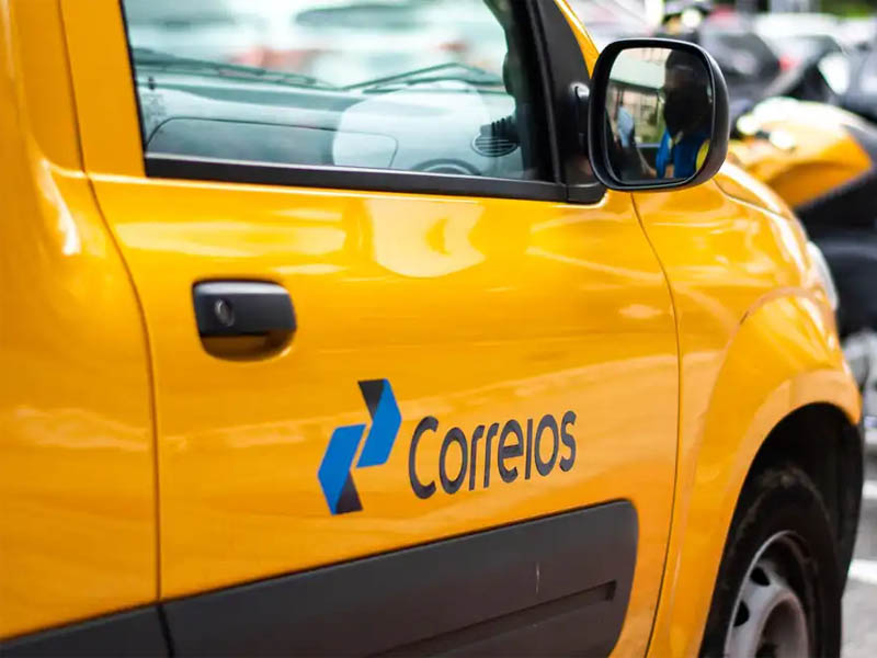 Correios: em tempo de mídias sociais, comunicação em papel segue forte