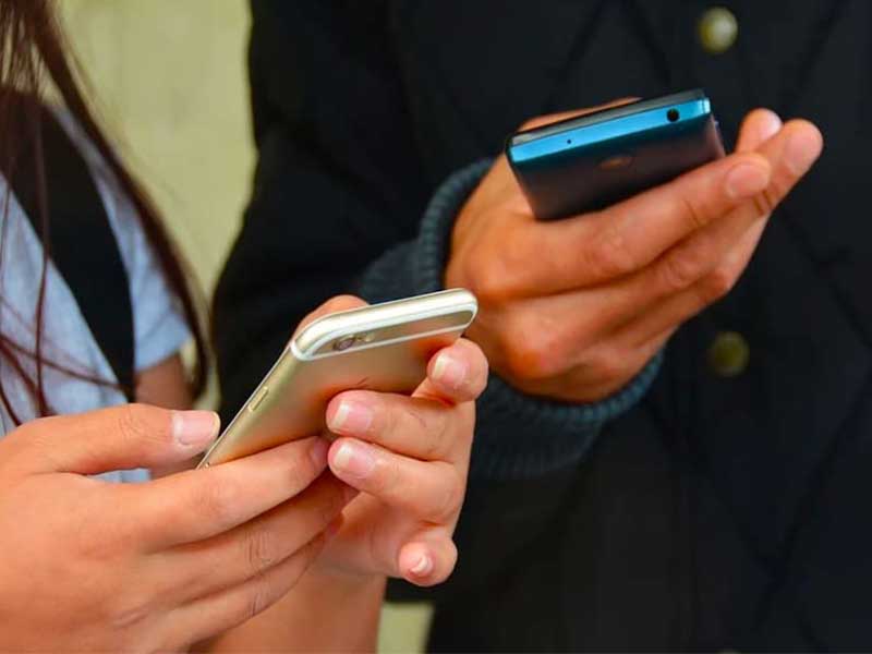 Governo determina que operadoras de telefonia repassem corte de imposto aos consumidores