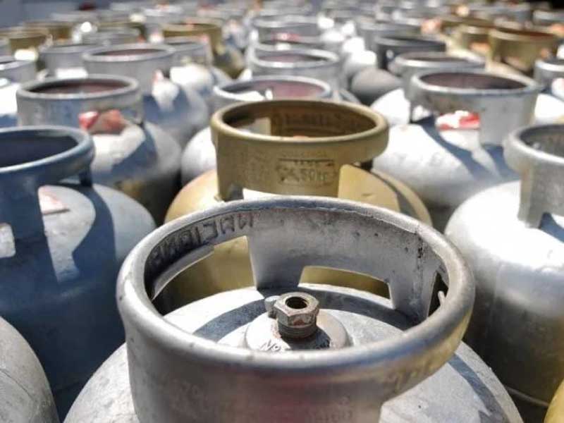 Petrobras reduz em 6% preço de venda do gás de cozinha para distribuidoras
