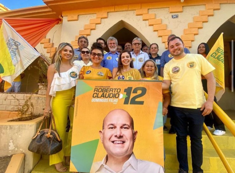 Esposa de Roberto Cláudio impulsiona campanha do marido no Cariri