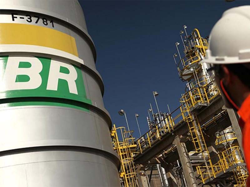Petrobras reduz preço do gás de cozinha em 4,7%