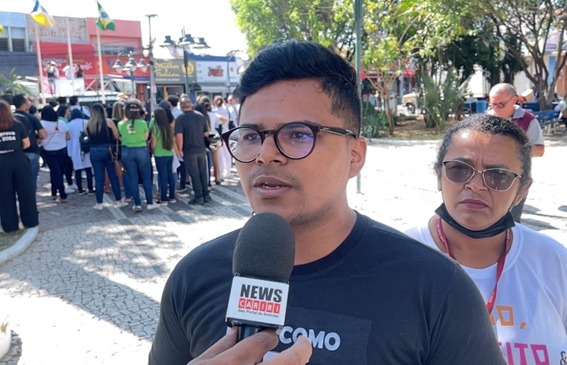Vídeo: enfermeiros e técnicos protestam pelo piso da enfermagem em Juazeiro do Norte