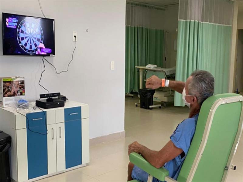 Unidade de AVC do HRSC usa realidade virtual para recuperar pacientes
