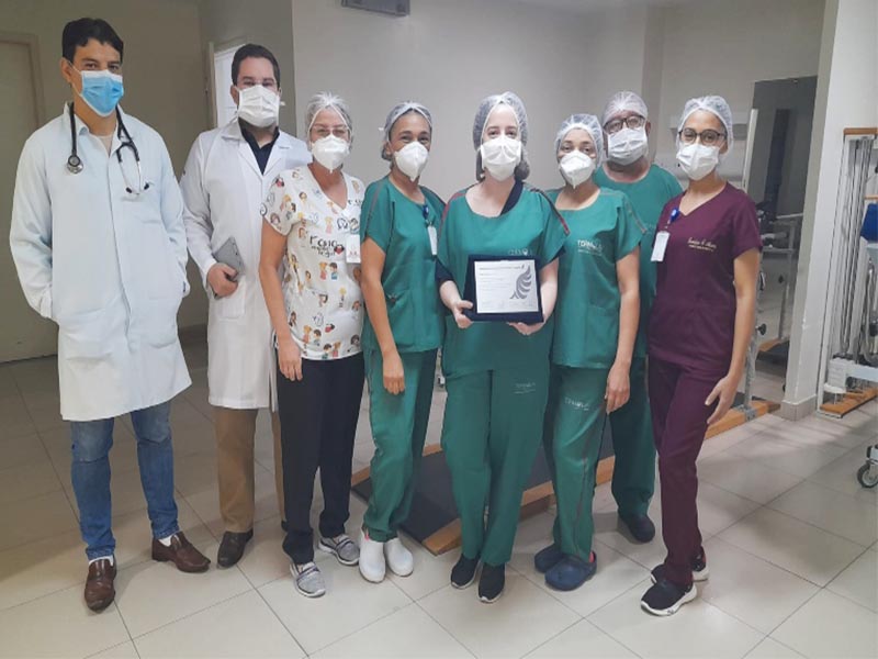 Unidade de AVC do HRC conclui treinamento “Angels” e recebe certificado internacional
