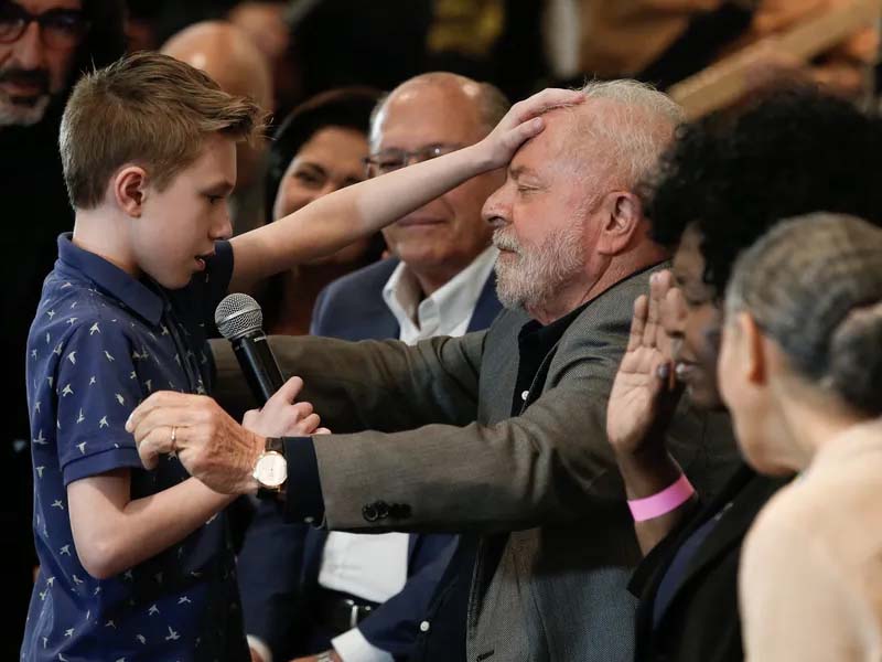 Em carta a evangélicos, Lula critica uso eleitoral da fé, defende liberdade religiosa e reforça ser contra o aborto