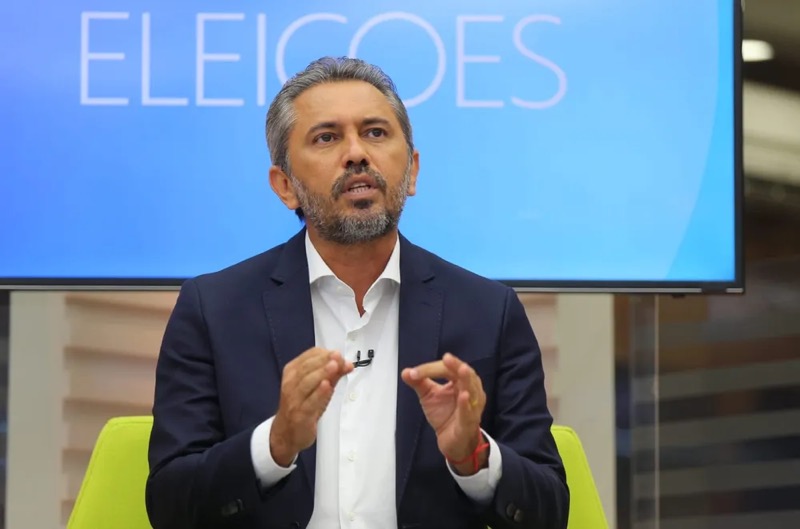 Elmano de Freitas, do PT, é eleito governador do Ceará no primeiro turno das eleições