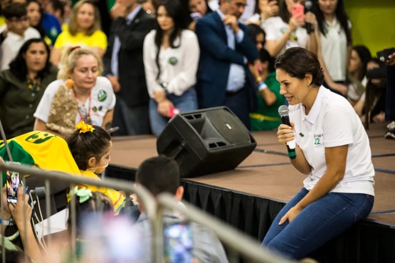 Homem é preso por atirar em igreja em Fortaleza antes de evento com Michelle Bolsonaro