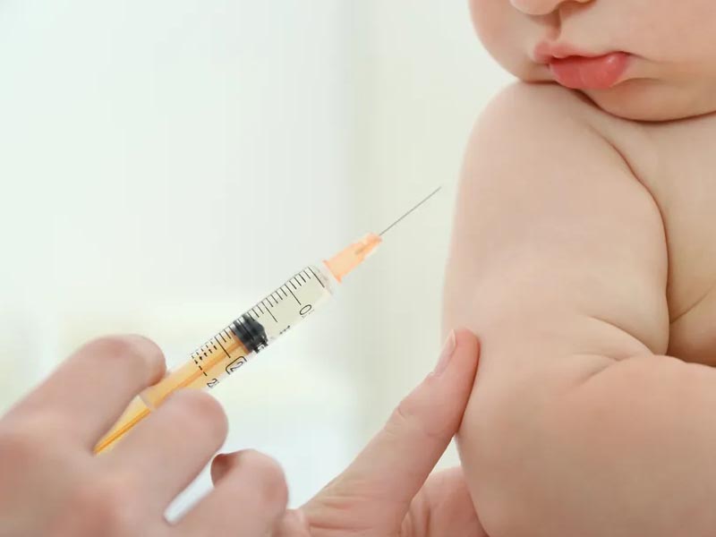 Juazeiro vacina contra Covid-19 crianças de 6 meses a menores de 1 ano, nesta sexta, 25