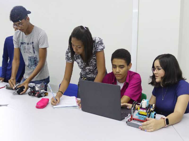 Alunos da Rede Municipal de Juazeiro do Norte participarão de Torneio de Robótica