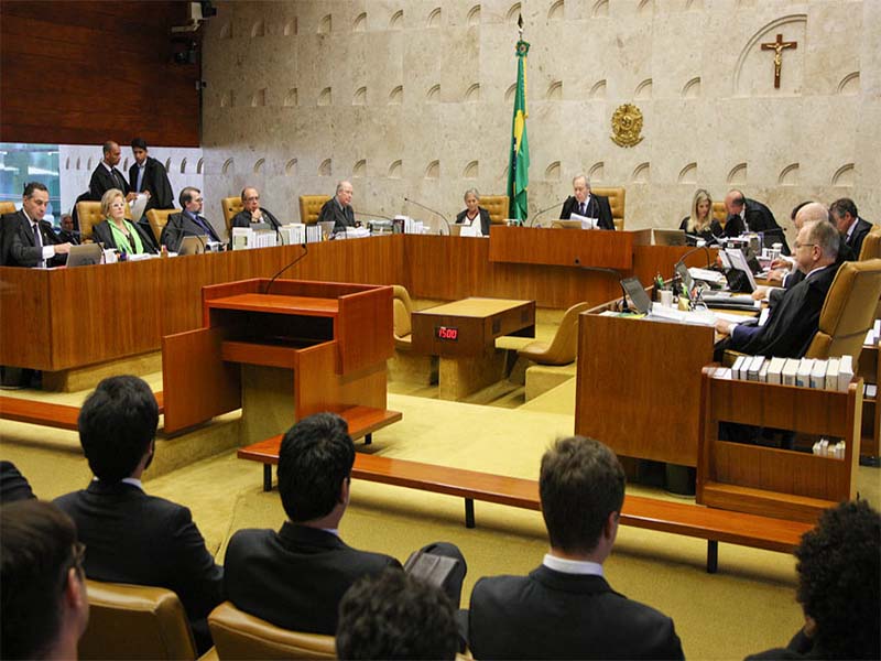 Após convite de Bolsonaro, ministros do STF não irão ao Alvorada