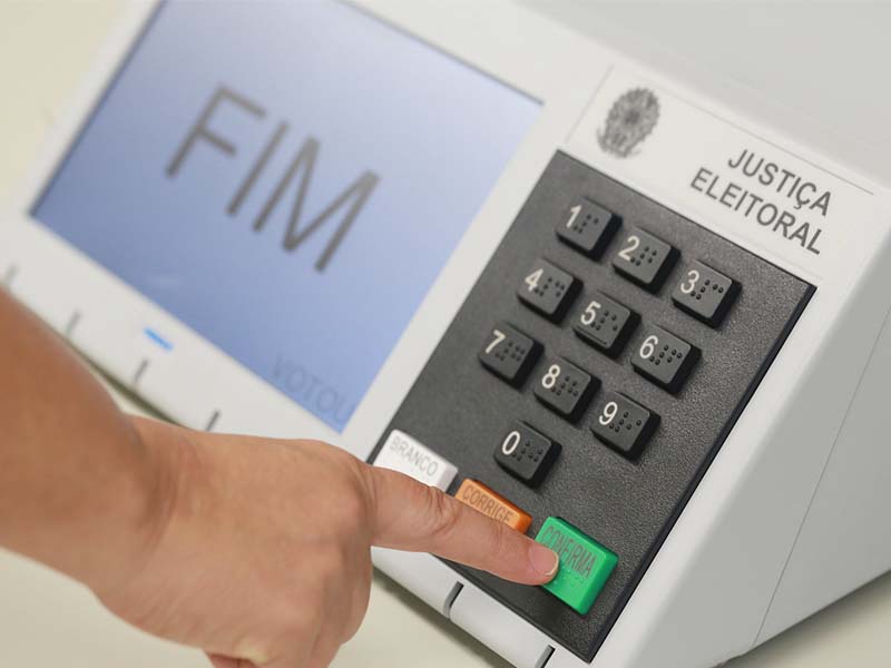 Área técnica do TSE lista falhas na argumentação do PL sobre urnas