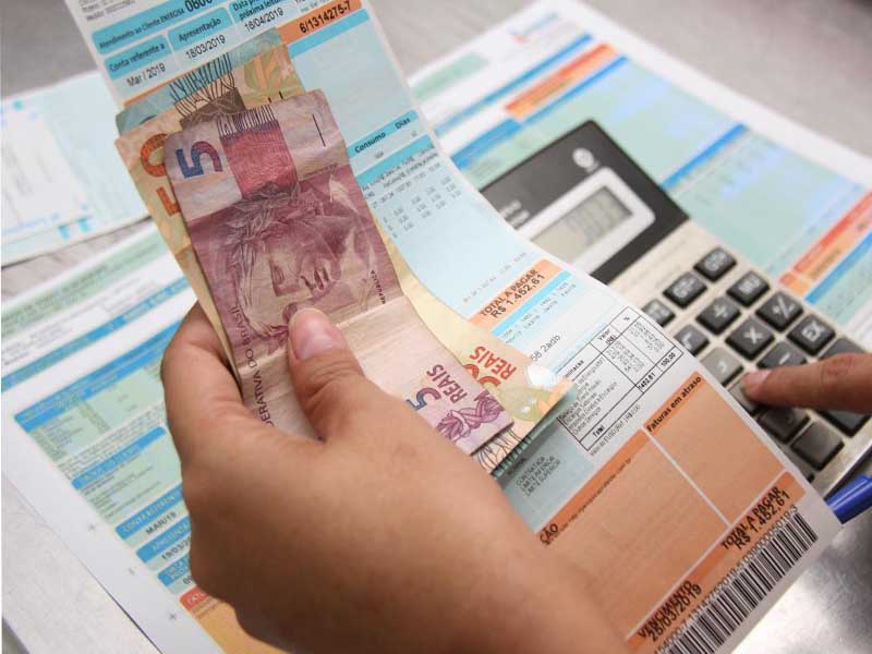Clientes da Enel podem negociar dívidas em atraso no Ceará até fim do ano
