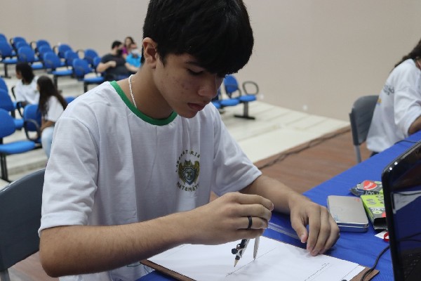 Alunos de Juazeiro participam de laboratório de matemática