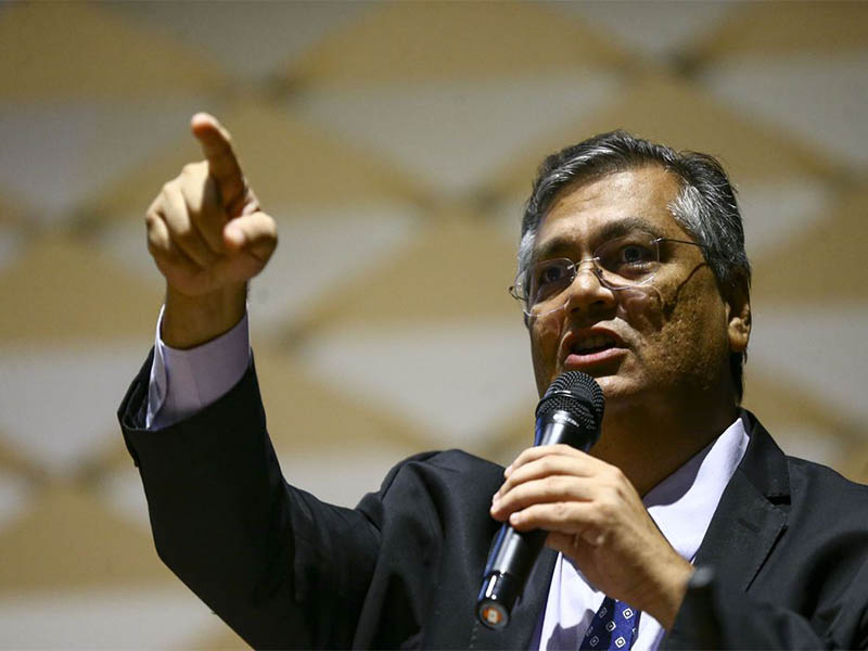 Financiadores de vandalismo começam a ser identificados, diz ministro