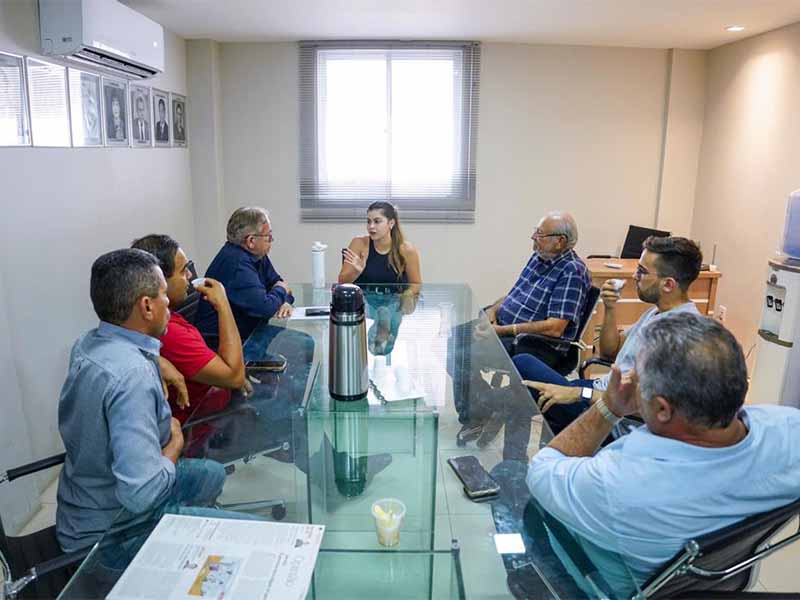 Presidenta Dra. Yanny se reúne com gestores do Previjuno e com representantes do programa Águas do Sertão