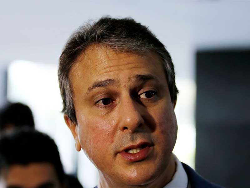 Camilo põe alfabetização na idade certa como maior prioridade do MEC