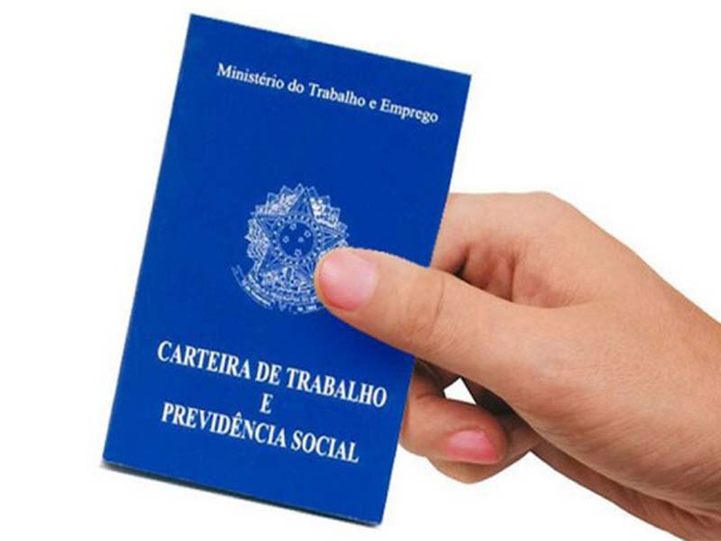 Projeto eleva de 5 para 8 as parcelas de seguro-desemprego na demissão sem justa causa depois dos 50 anos