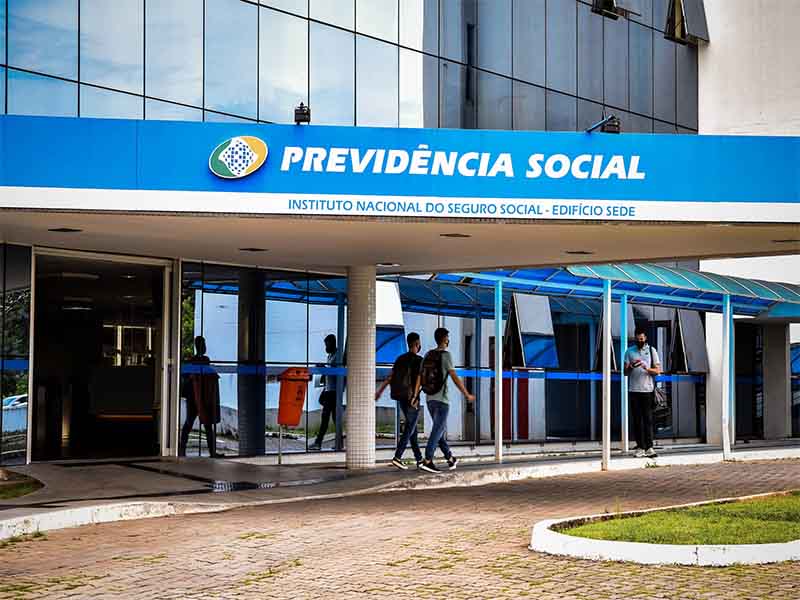 Prova de vida do INSS passa a ser automática; entenda como funciona