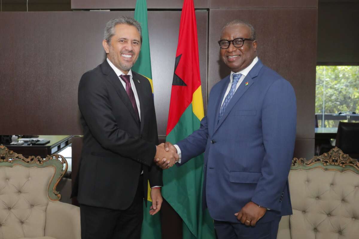 Governador Elmano de Freitas recebe visita de embaixador da Guiné-Bissau e reforça conexão com o continente africano