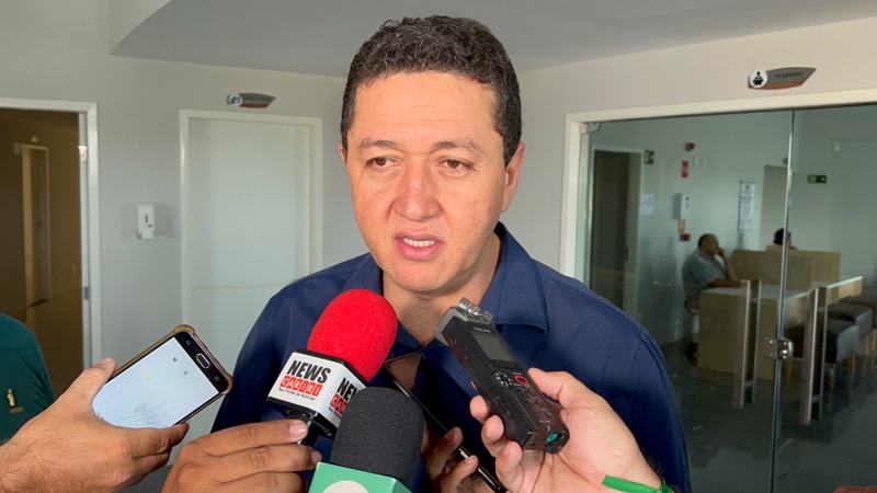 Glêdson vai à Câmara e aponta urgência para aprovação do orçamento municipal