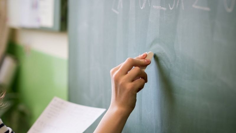 MPCE ajuíza ação para Município de Altaneira anular contratos temporários e realizar seleção para professores efetivos ampliarem carga horária