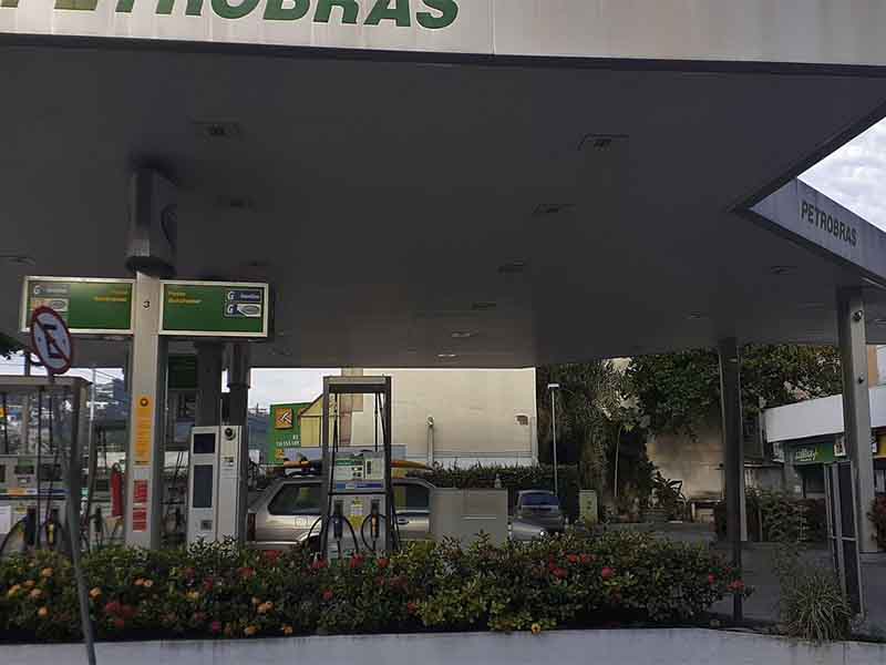 Petrobras anuncia redução de R$ 0,40 no preço do diesel